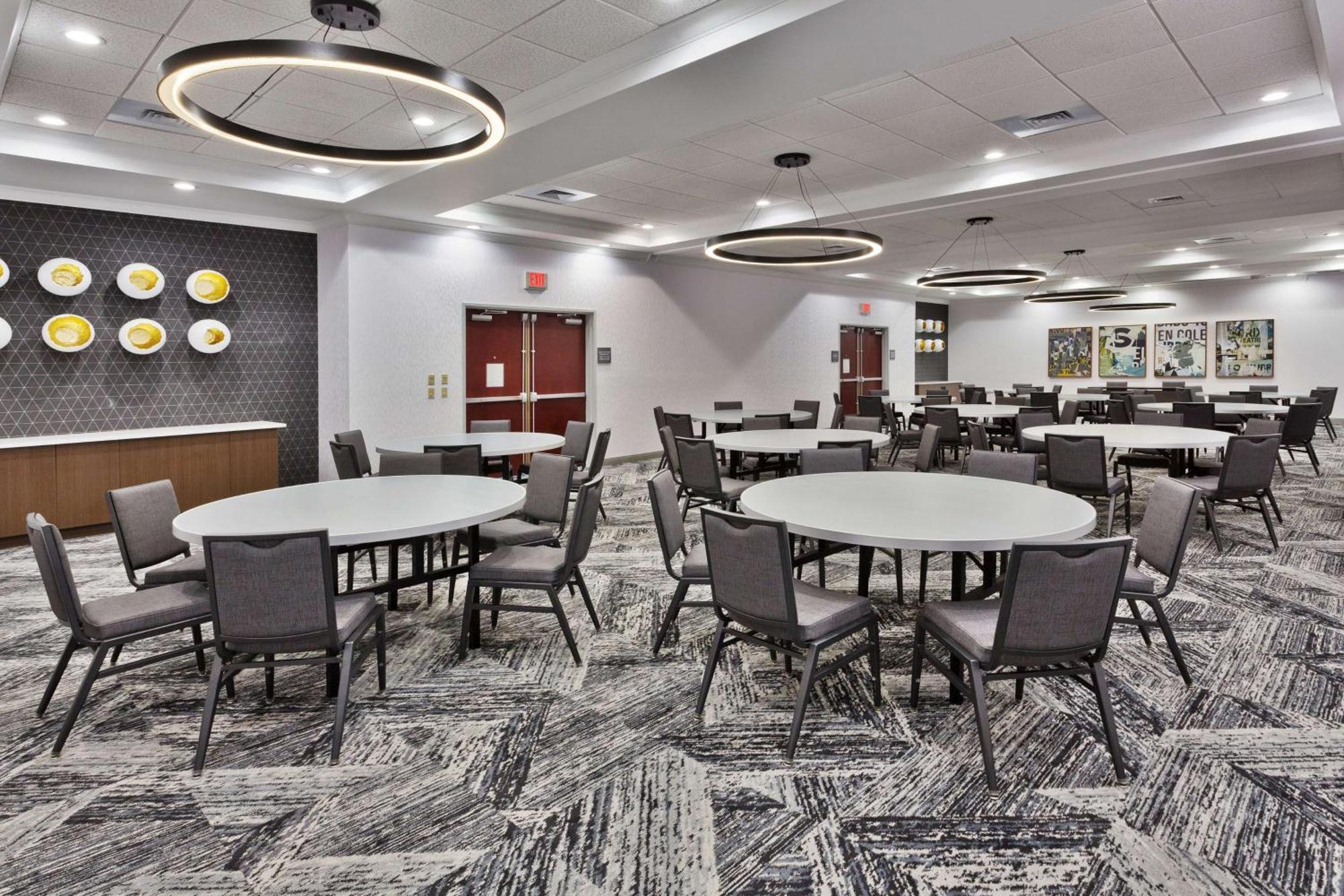 Doubletree By Hilton Dothan, Al Екстер'єр фото